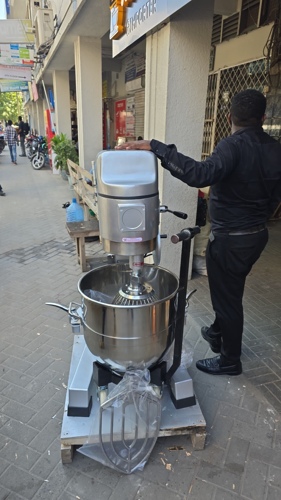 Commercial Stand Mixer