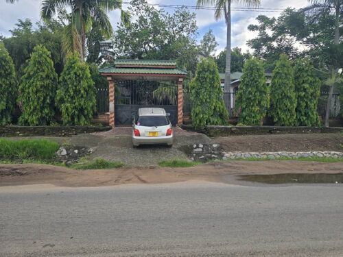 Plot op Airport Mwanza