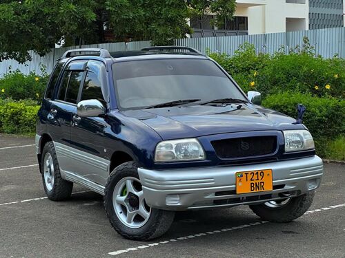 Suzuki Escudo 