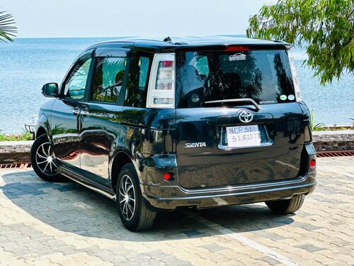 Toyota sienta+registration