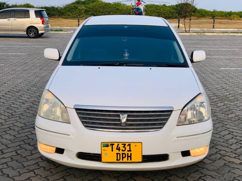 TOYOTA PREMIO F