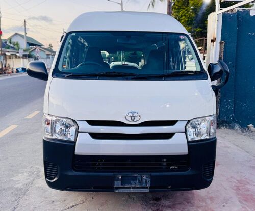 Toyota hiace cash /mkopo 