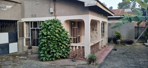 3BEDROOM HOUSE FOR RENT 