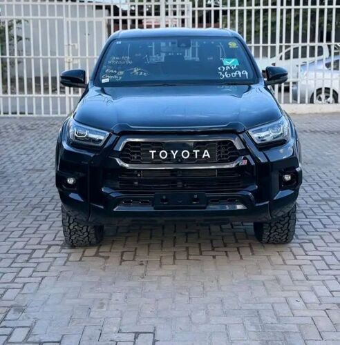 TOYOTA HILUX BEI ML85 IPO
