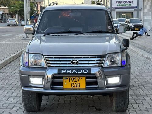 TOYOTA PRADO ML 2900000