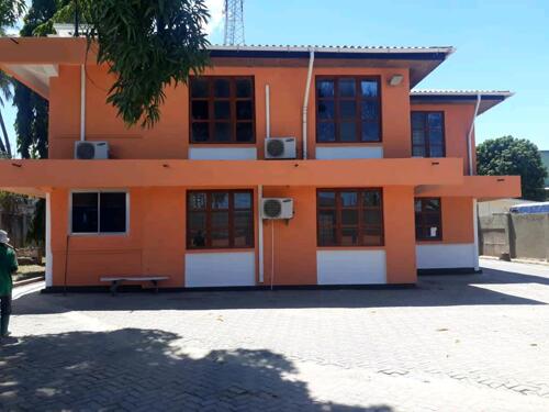 HOUSE AND SMALL WAREHOUSE FOR RENT ? MIKOCHENI