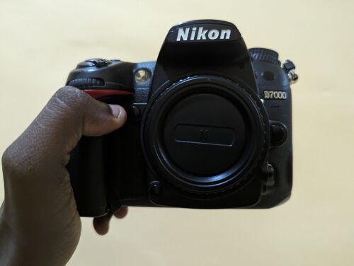 Nikon D7000 Camera Body