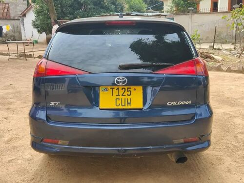 Toyota caldina ipo mwanza