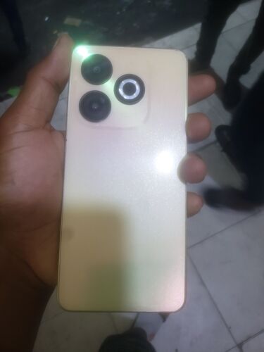 Inifinix smart8 gb 64