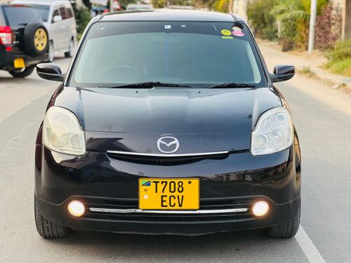 Mazda verisa E1