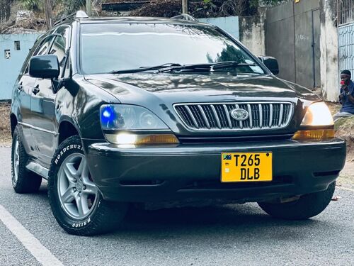 Toyota harrier 