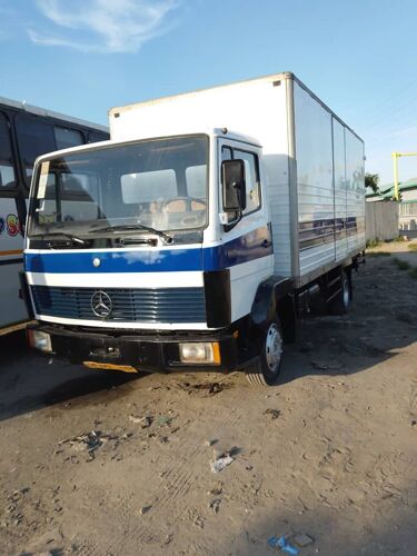 Benz canter tan 3.5