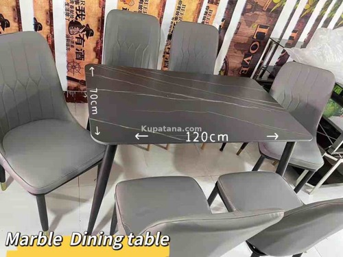 Dining Table Mable 