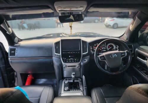 Landcruizer VXR