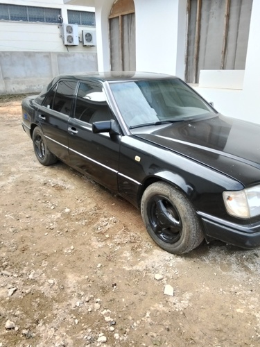 BENZ 280