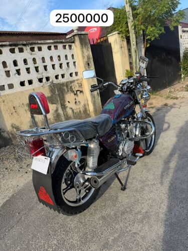 Mpya kabisa pikipiki 