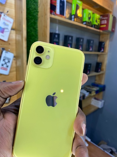 IPHONE 11plain 64gb