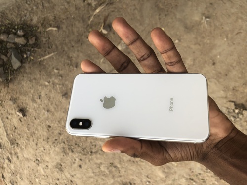 iPhone X 