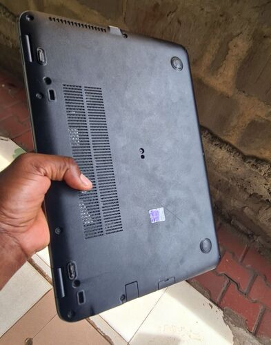Hp elitebook 840 G3,AMD A8,