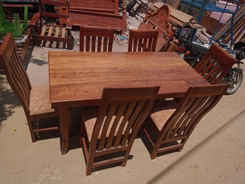 Nauza dinning table viti 6