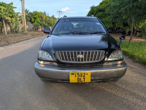 Toyota harrier six