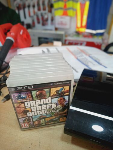 PLAYSTATION 3 WITH 8 GAMES 
