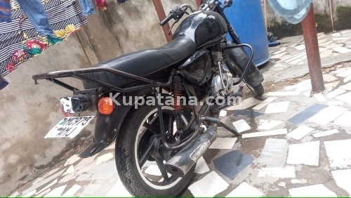 Boxer 125