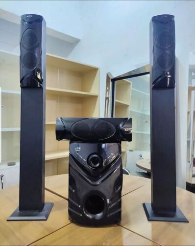 MR UK SUBWOOFER 