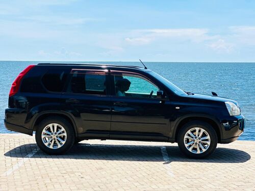 Nissan x trail Mwanza