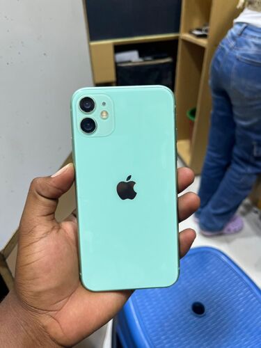 Iphone 11 Plain