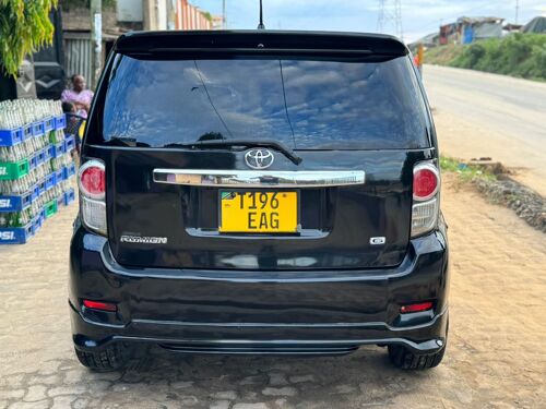 NAUZA TOYOTA RUMION NZURI SANA