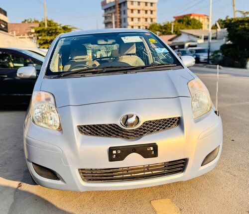 Toyota vitz new Lipa kdg kdg 