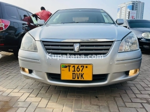TOYOTA PREMIO