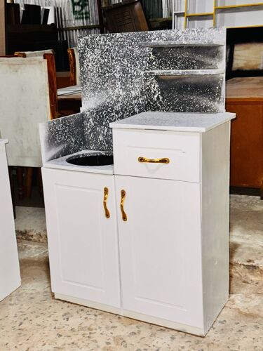 Kitchen Cabinet 
