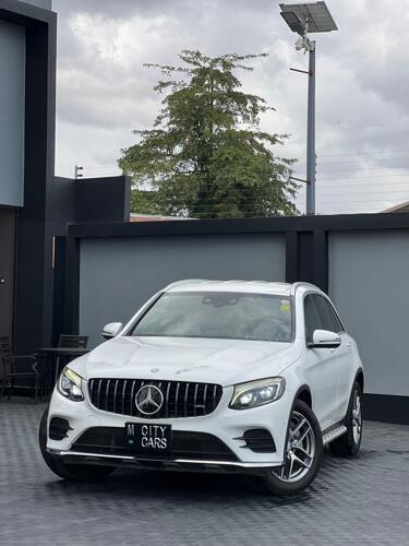 Mercedes Benz GLC200D 4MATIC