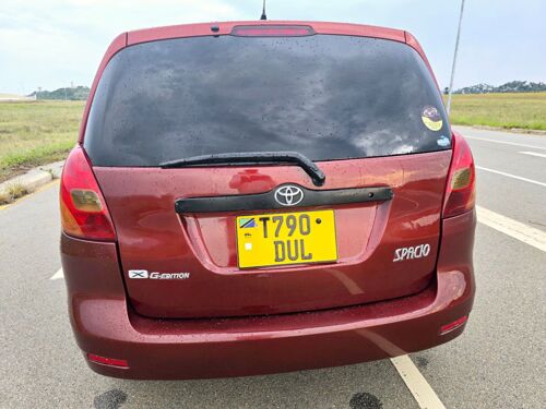 Toyota spacio ipo mwanza