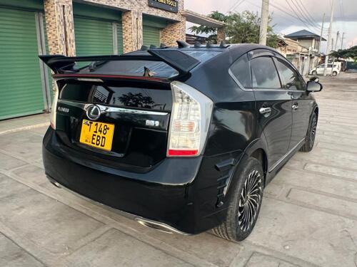 Lexus Pius Hybrid mil 17.8