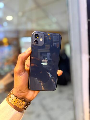 iPhone 11