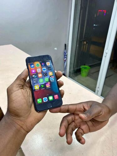 iphone 7g 32gb BH100 finger ok