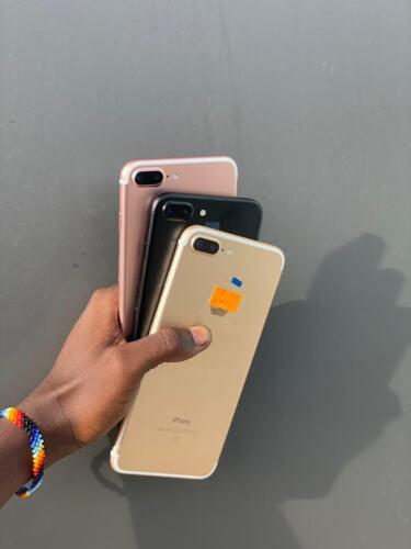 Used from dubai iPhone 7 Plus 32gb