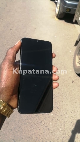 Infinix Hot 8