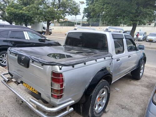 Nissan hardbody 