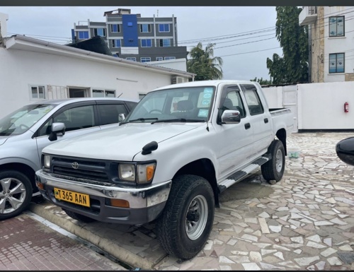 Toyota Hilux Double Cabin