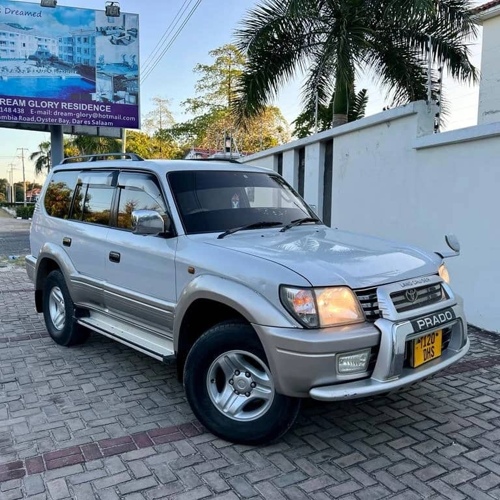 TOYOTA PRADO