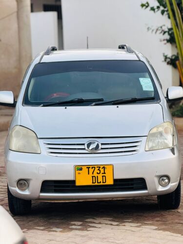 TOYOTA RAUM