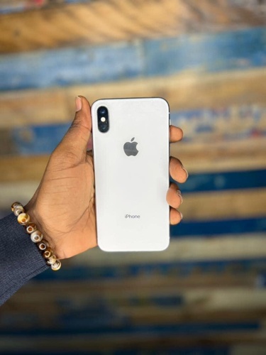 IPHONE X