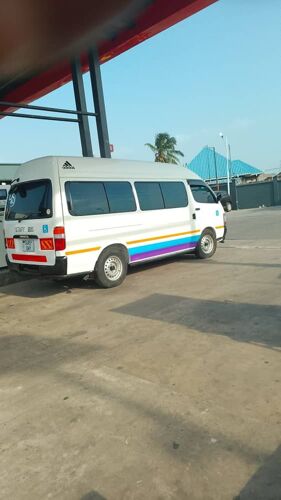 Toyota HiAce l