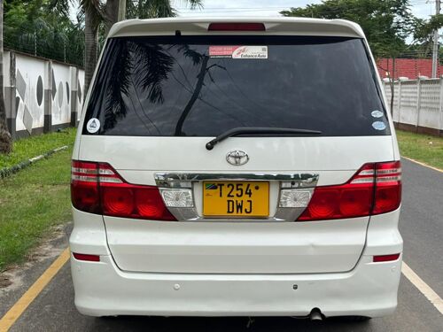 Toyota Alphard 