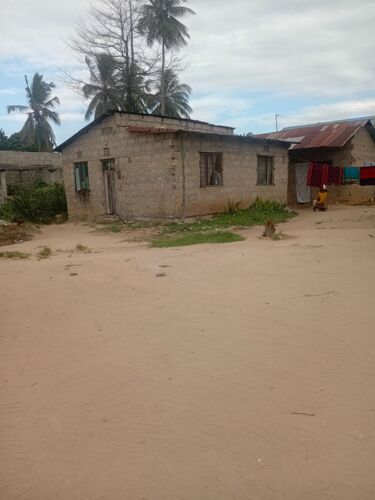 Mabanda na eneo kubwa 37