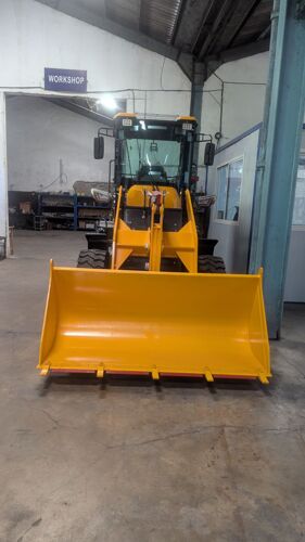 Front wheel loader 1.5T, 0.7cu